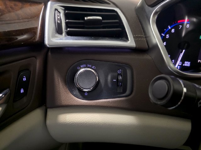 2016 Cadillac SRX Luxury Collection - Photo 19
