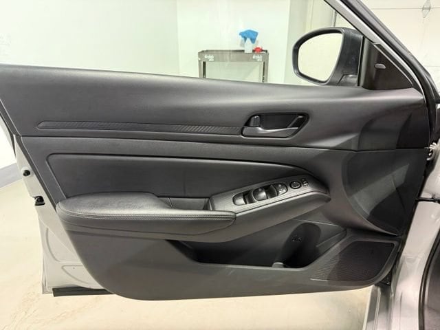 2026 Nissan Altima SV - Photo 9