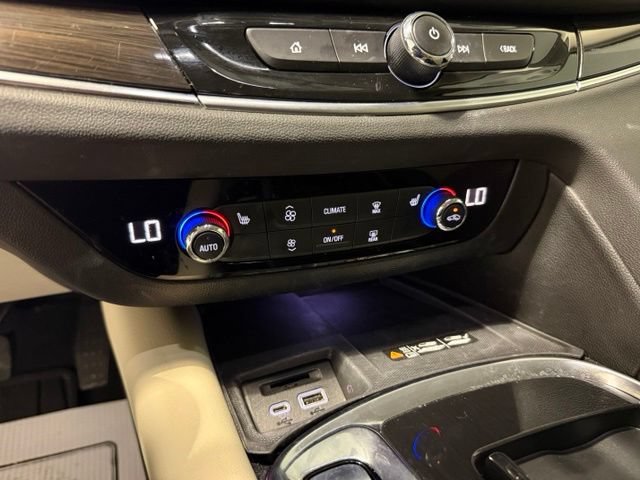 2023 Buick Enclave Essence - Photo 21