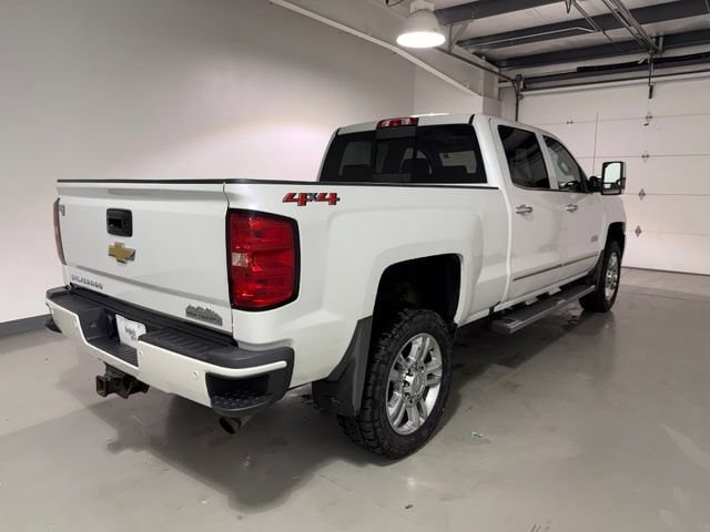 2019 Chevrolet Silverado 2500HD High Country - Photo 7