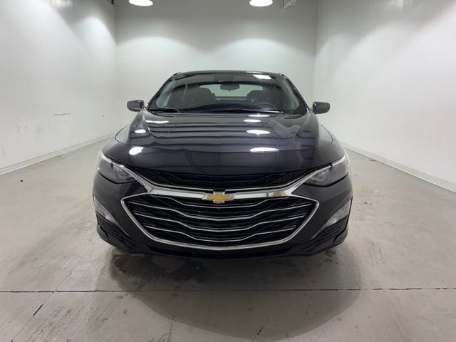 Used 2023 Chevrolet Malibu 1LT with VIN 1G1ZD5ST9PF230832 for sale in Charleston, IL