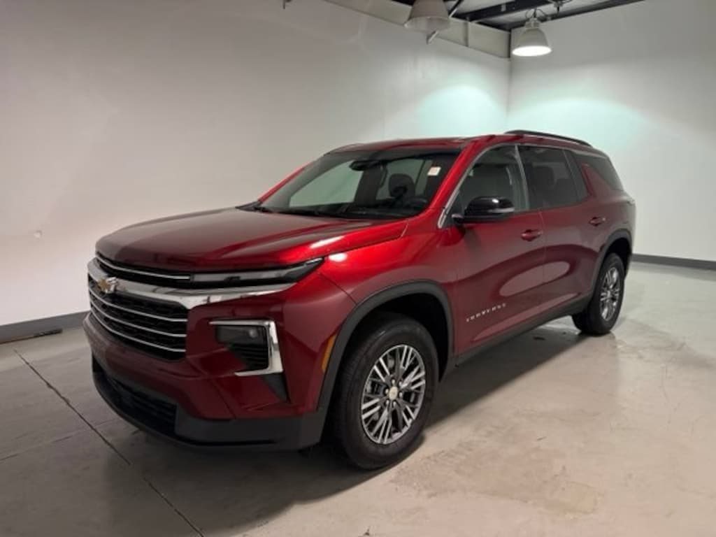 Used 2026 Chevrolet Traverse LT SUV