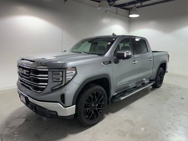 2023 GMC Sierra 1500 SLT - Photo 3