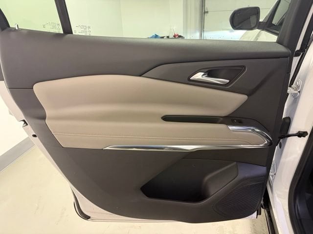 2026 Chevrolet Traverse LT - Photo 24