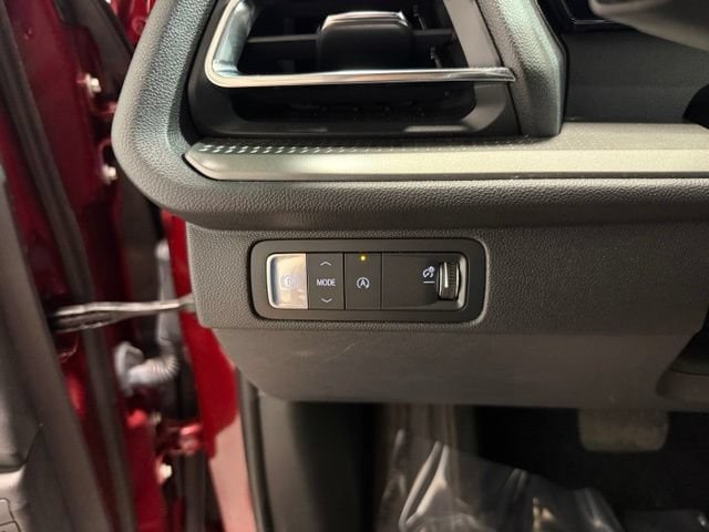 2026 Chevrolet Traverse LT - Photo 17