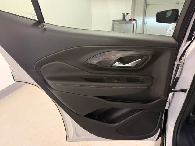 2024 GMC Terrain SLE - Photo 22