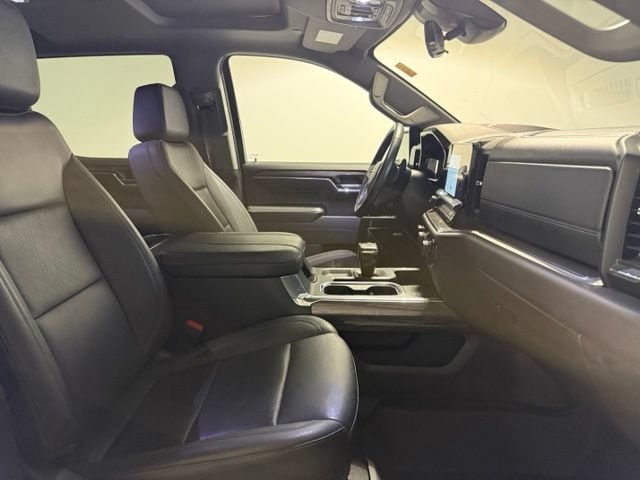 2024 Chevrolet Silverado 1500 LTZ - Photo 27