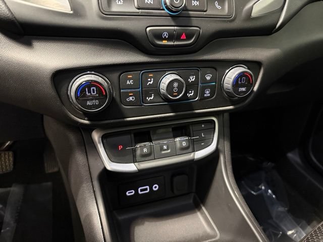 2024 GMC Terrain SLE - Photo 19