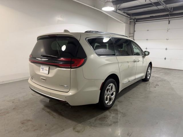 2021 Chrysler Pacifica Limited - Photo 5