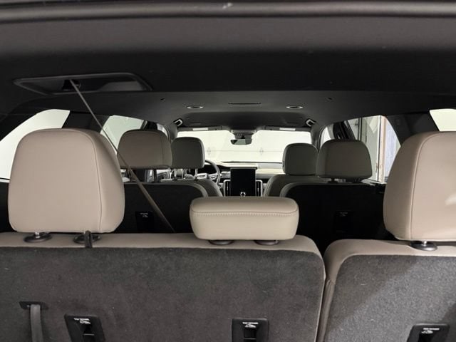 2026 GMC Acadia Elevation - Photo 10
