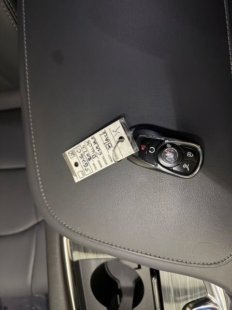 2023 Buick Enclave Essence - Photo 23