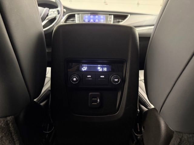 2023 Buick Enclave Essence - Photo 25