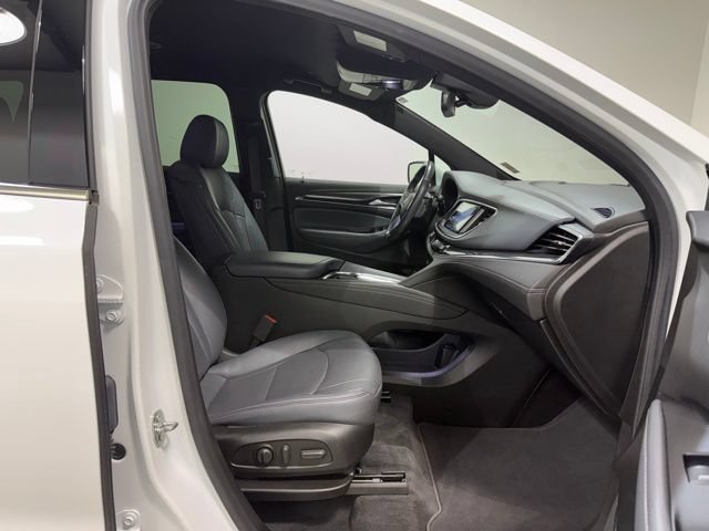 2023 Buick Enclave Essence - Photo 28