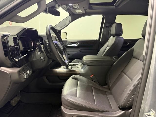 2023 GMC Sierra 1500 SLT - Photo 13