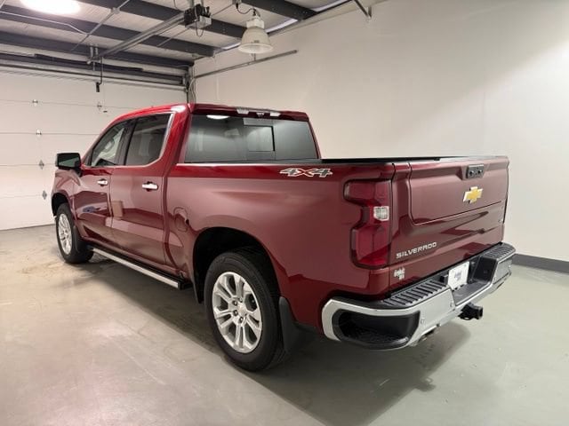 2024 Chevrolet Silverado 1500 LTZ - Photo 5