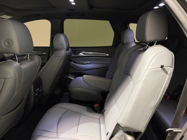 2023 Buick Enclave Essence - Photo 25