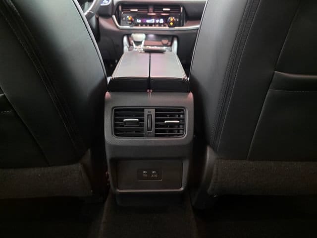 2021 Nissan Rogue SV - Photo 28