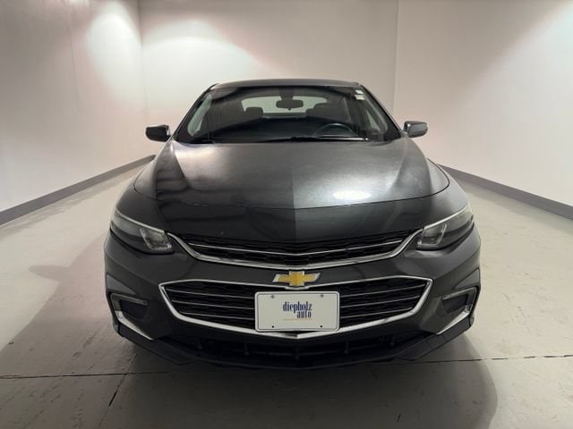 Used 2016 Chevrolet Malibu 1LT with VIN 1G1ZE5ST8GF198002 for sale in Charleston, IL