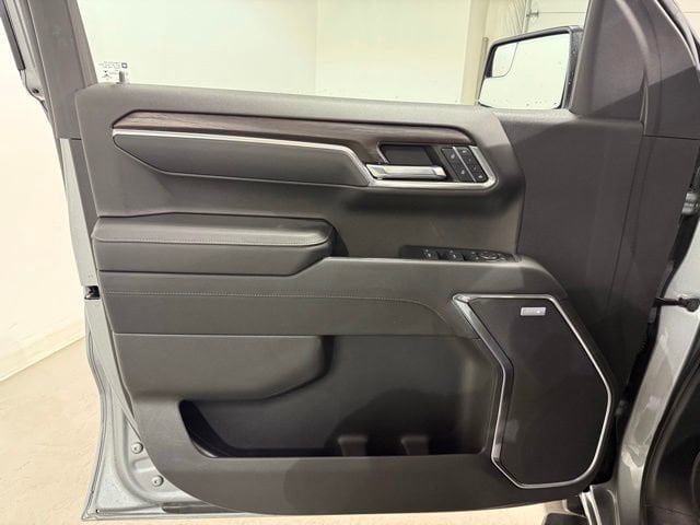 2023 GMC Sierra 1500 SLT - Photo 9
