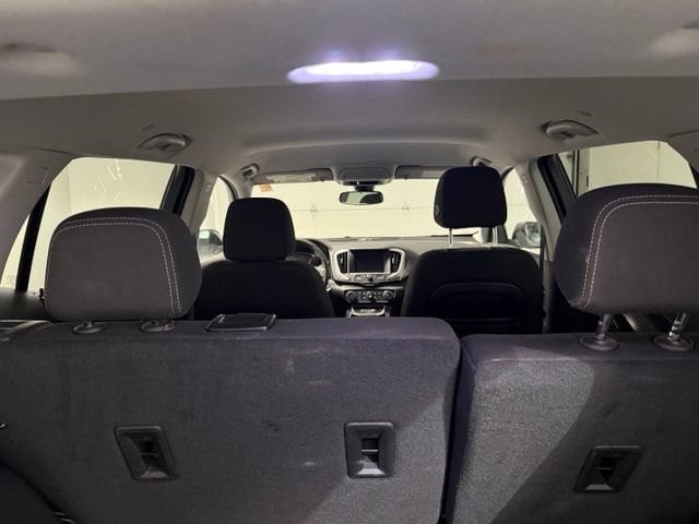2024 GMC Terrain SLE - Photo 9