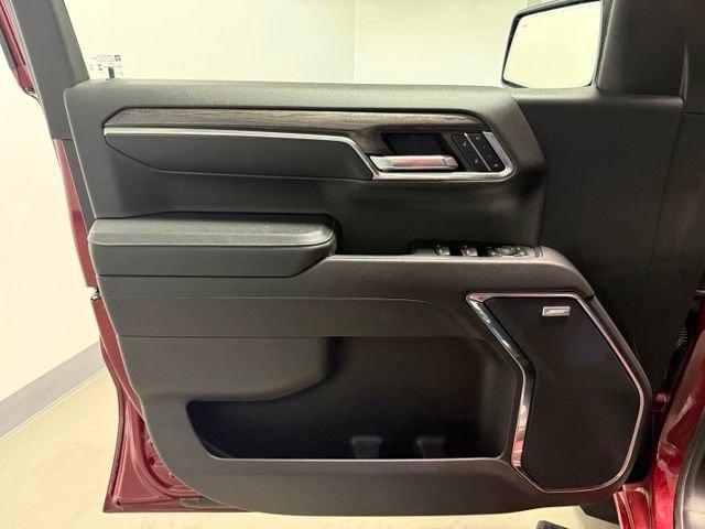 2024 Chevrolet Silverado 1500 LTZ - Photo 9