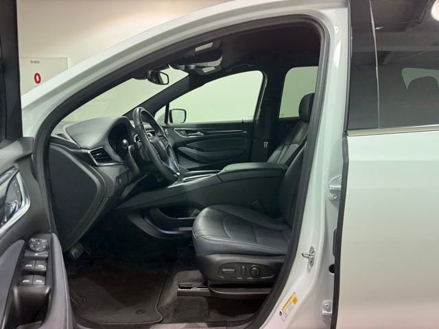 2023 Buick Enclave Essence - Photo 13