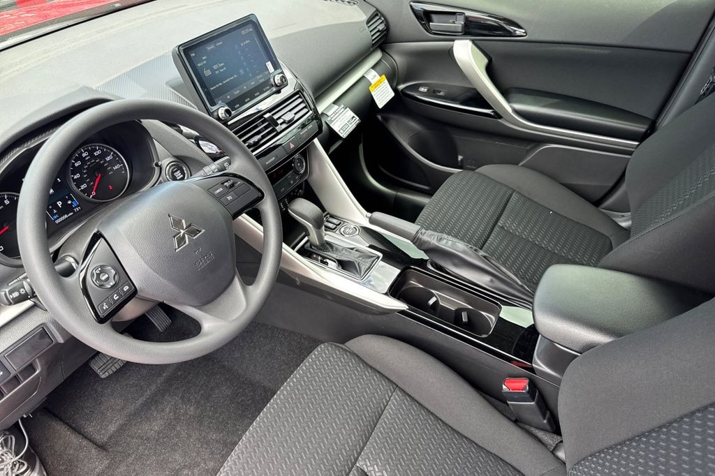 New 2026 Mitsubishi Eclipse Cross LE SUV