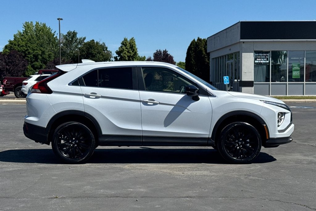New 2026 Mitsubishi Eclipse Cross LE SUV