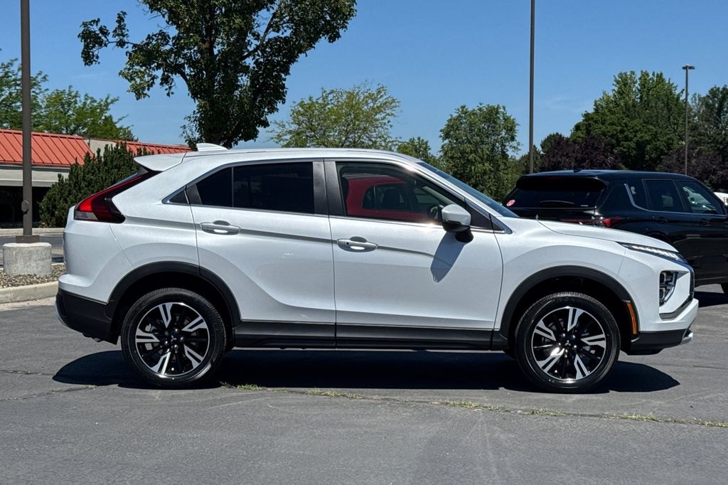 New 2026 Mitsubishi Eclipse Cross SE SUV