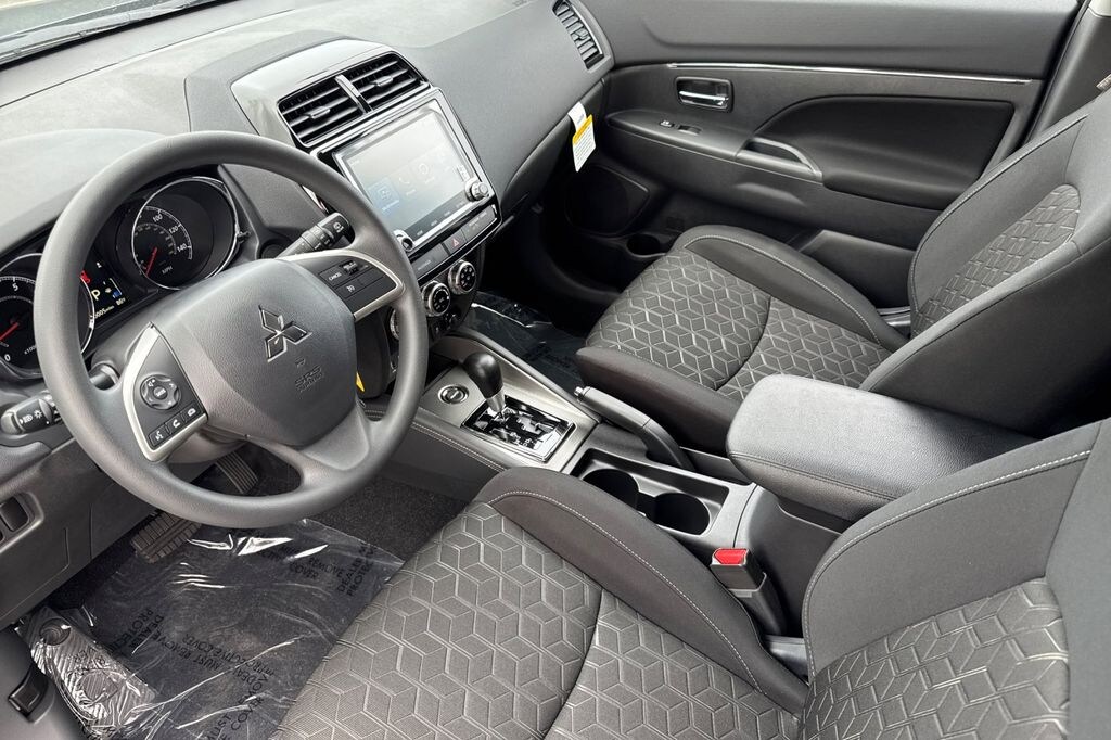 New 2027 Mitsubishi Outlander Sport 2.0 ES SUV