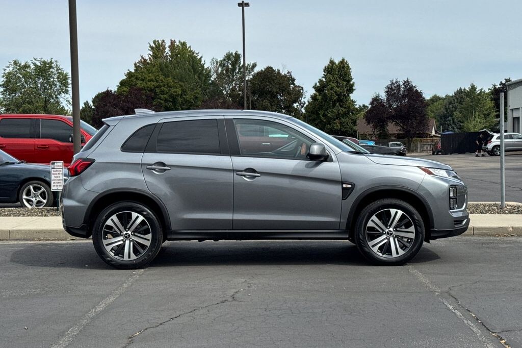 New 2027 Mitsubishi Outlander Sport 2.0 ES SUV