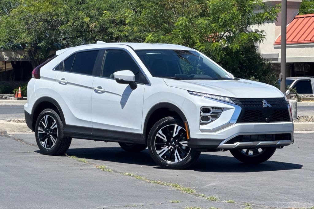 New 2026 Mitsubishi Eclipse Cross SE SUV