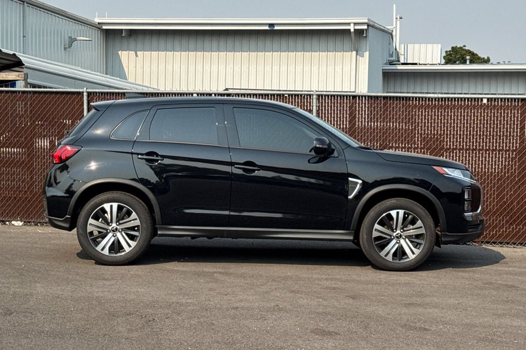 New 2026 Mitsubishi Outlander Sport 2.0 SE SUV