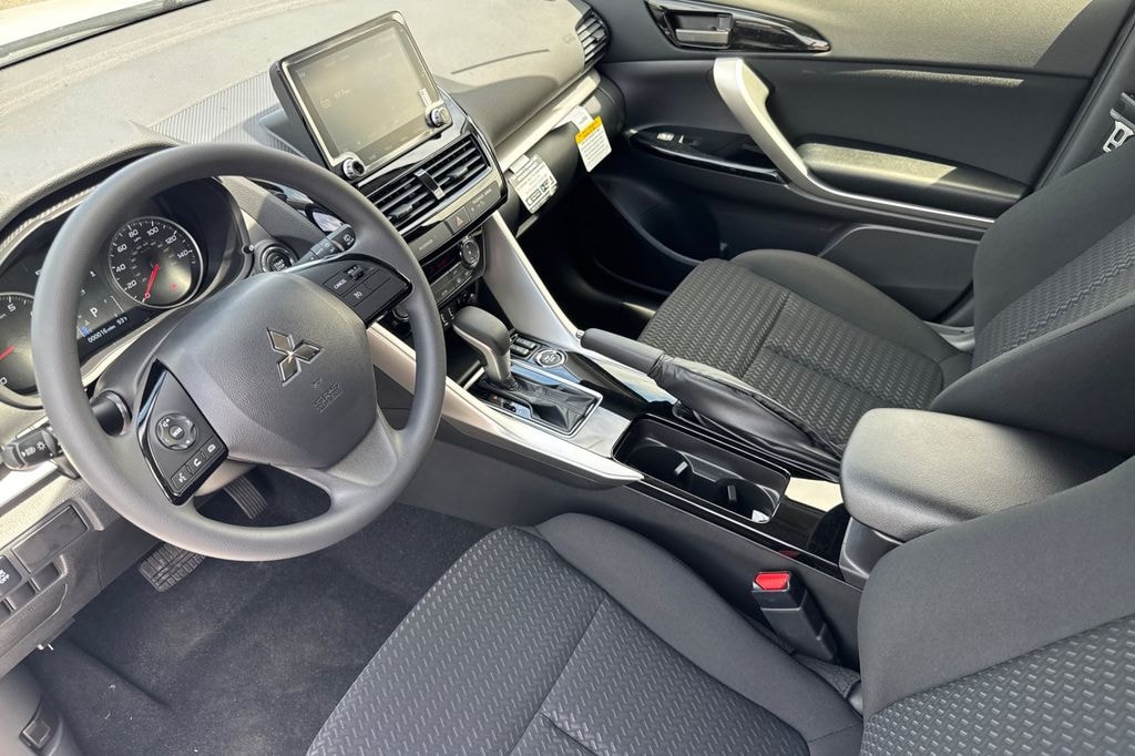 New 2026 Mitsubishi Eclipse Cross LE SUV