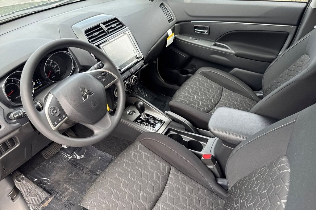 New 2027 Mitsubishi Outlander Sport 2.0 ES SUV