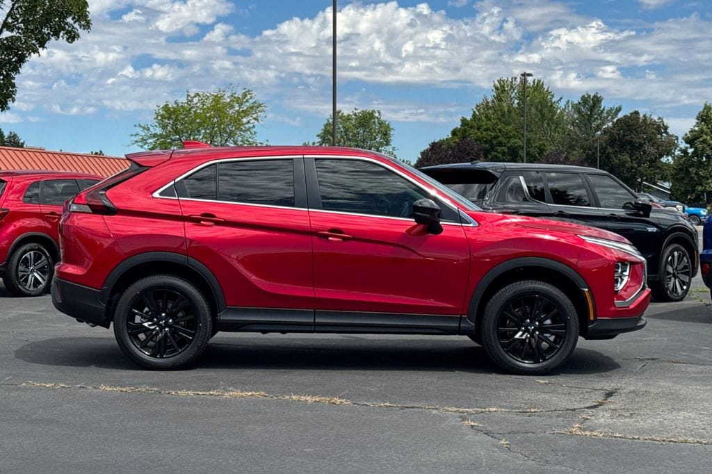 New 2026 Mitsubishi Eclipse Cross LE SUV