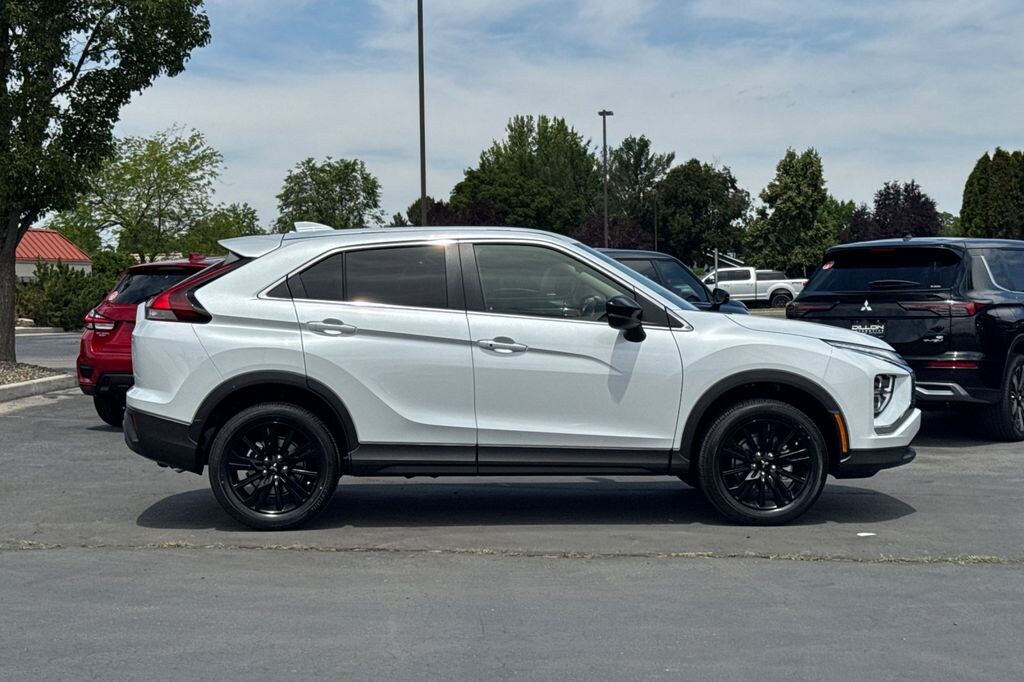 New 2026 Mitsubishi Eclipse Cross LE SUV
