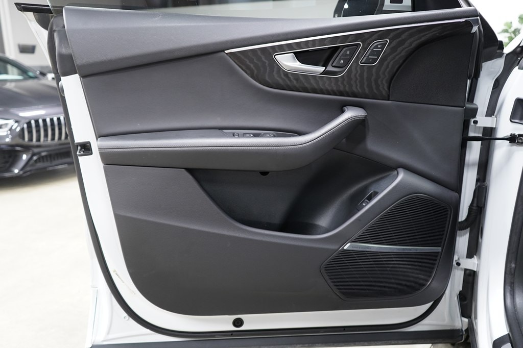 2023 Audi Q8 Premium Plus - Photo 9