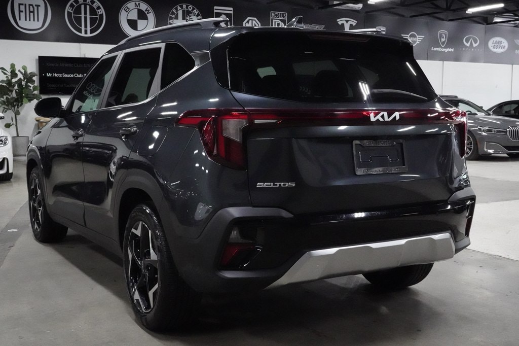 Used 2025 Kia Seltos EX SUV
