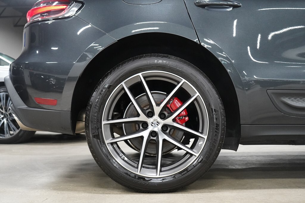 2023 Porsche Macan S - Photo 38