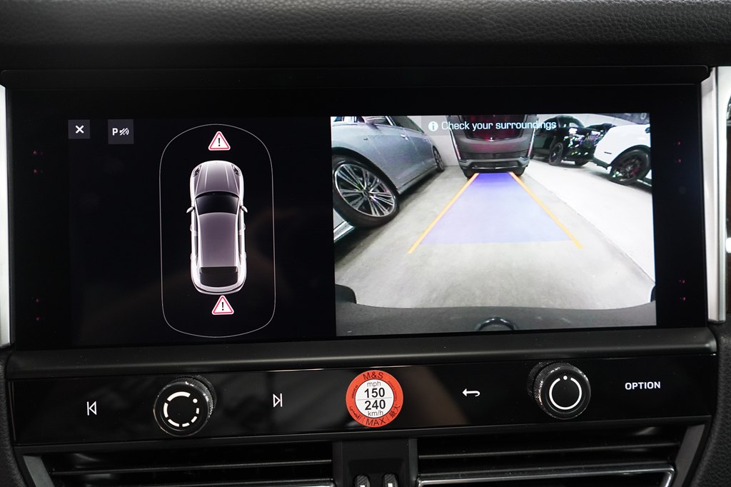 2023 Porsche Macan S - Photo 32