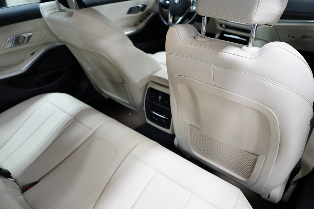 2020 BMW 3 Series 330i - Photo 20
