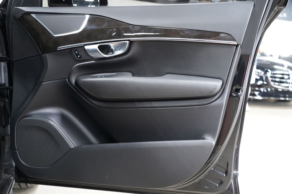 2018 Volvo XC90 Momentum - Photo 24