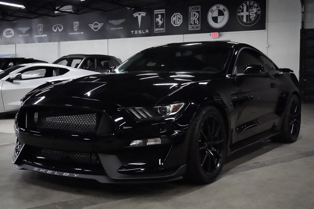 2017 Ford Mustang Shelby GT350 Turbo Coupe