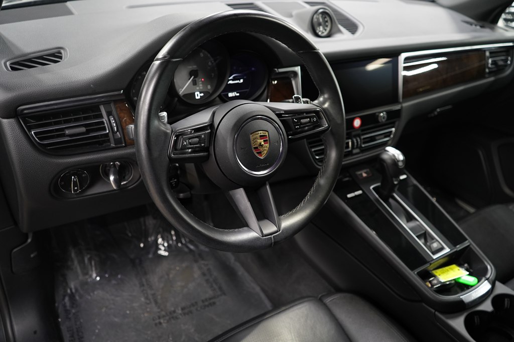 2023 Porsche Macan S - Photo 11