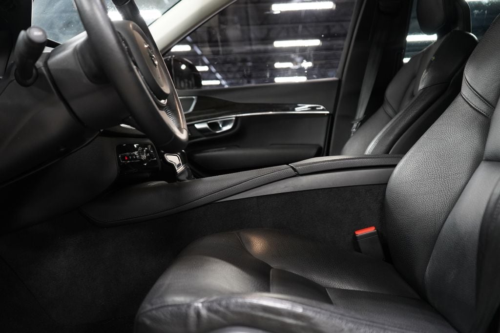 2018 Volvo XC90 Momentum - Photo 11
