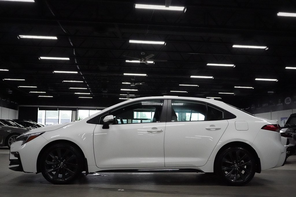 Used 2024 Toyota Corolla SE Sedan