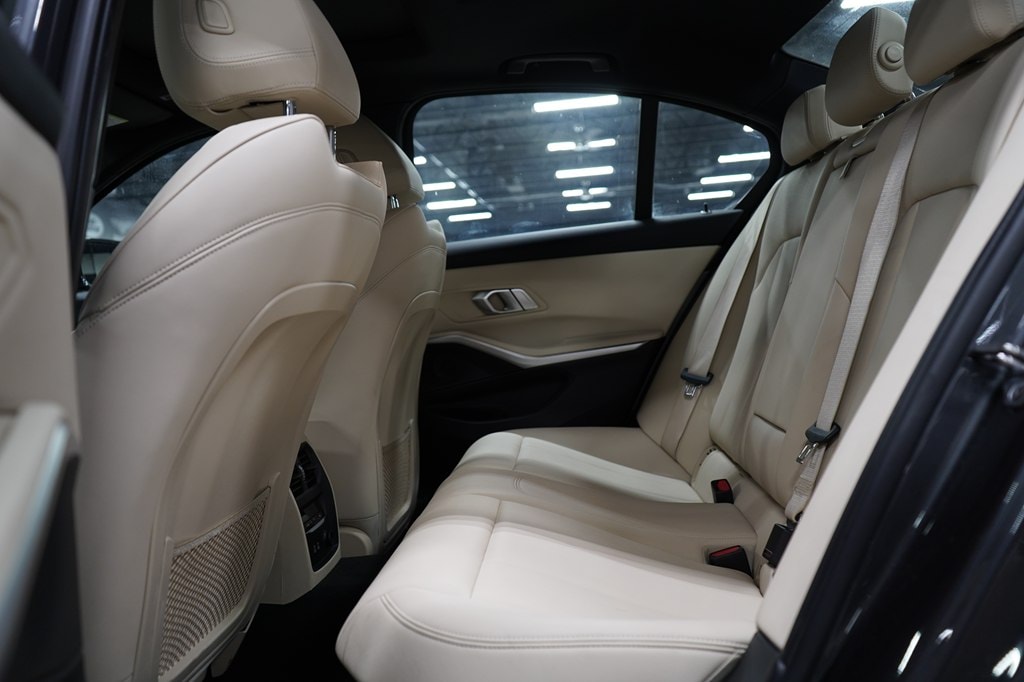 2020 BMW 3 Series 330i - Photo 14