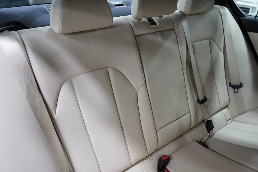 2020 BMW 3 Series 330i - Photo 21