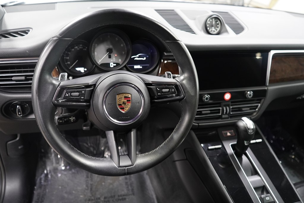 2023 Porsche Macan S - Photo 27